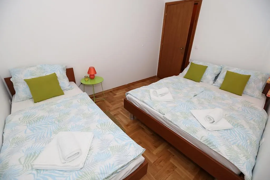 Apartment Harry With Terrace Baska  0*, Baska (Krk) Croatia