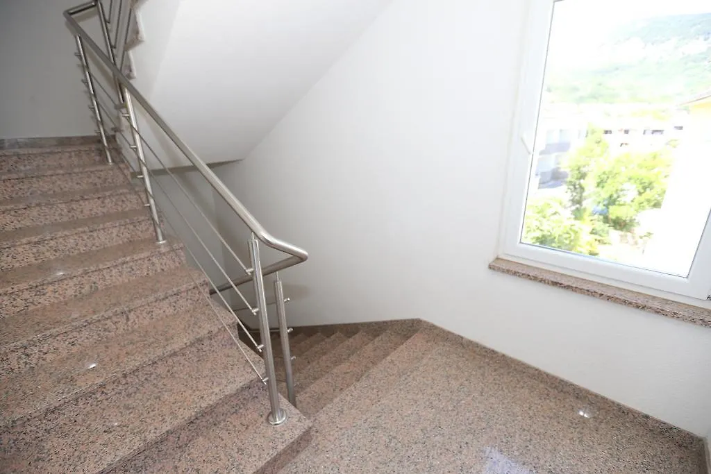 Apartment Harry With Terrace Baska  0*, Baska (Krk)